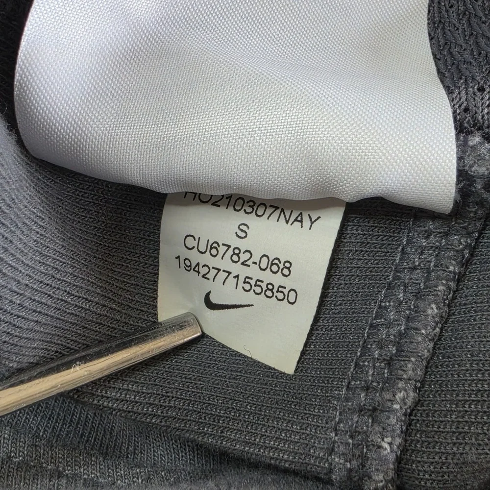 Nike Men's Restore Dri-Fit Pocket Fleece Yoga Jogger Pants Gray Size Small Gym